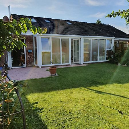 Kimbas Huus Villa Berumbur Exteriör bild