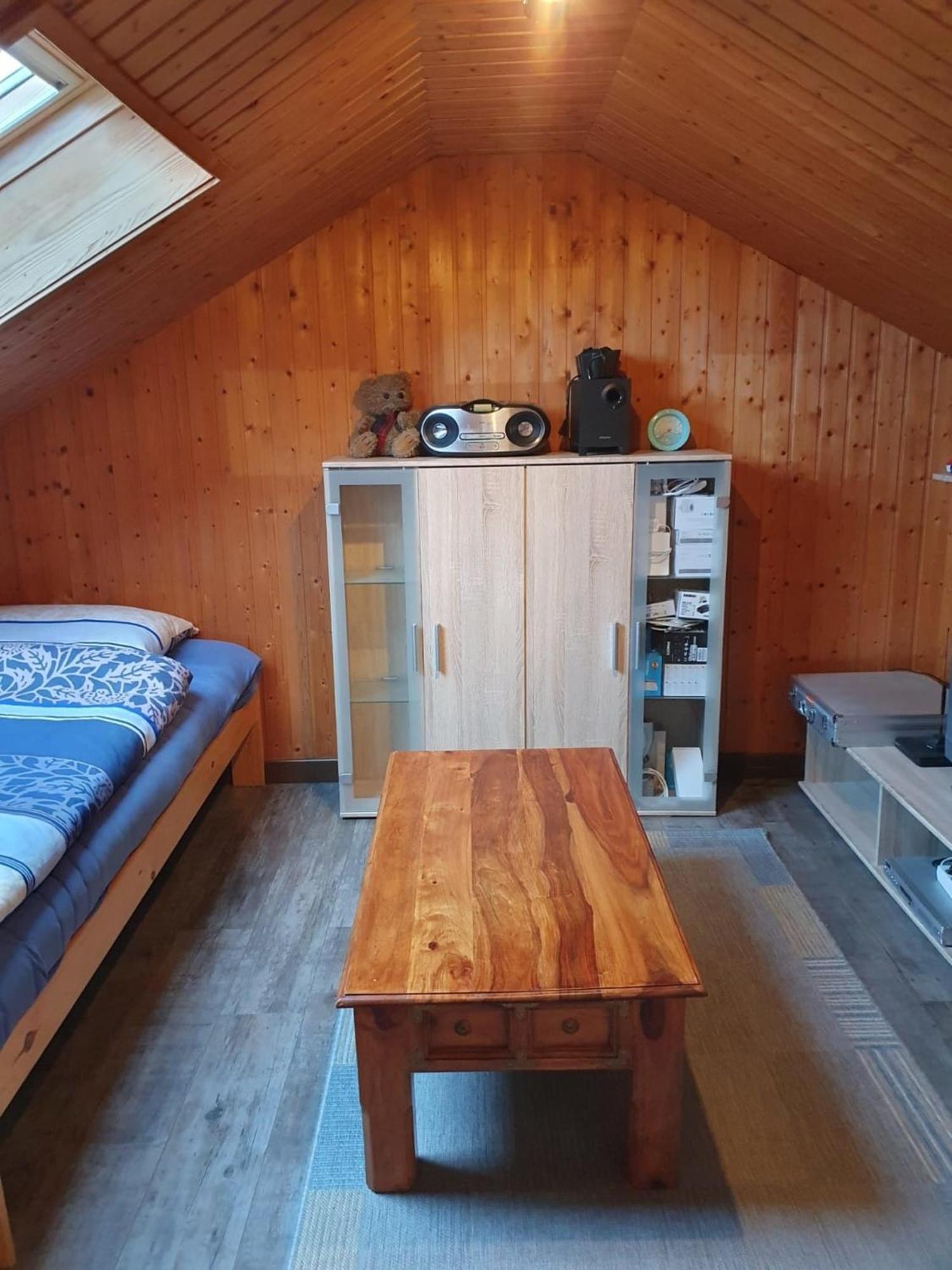 Kimbas Huus Villa Berumbur Exteriör bild